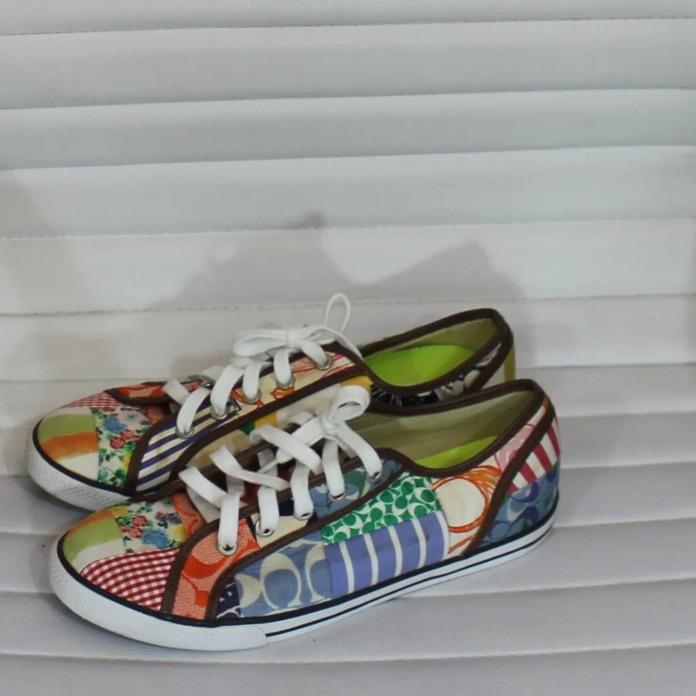 Coach lightweight Skate sneaker Geometric pattern Women's Size 9M - Picture 1 of 9